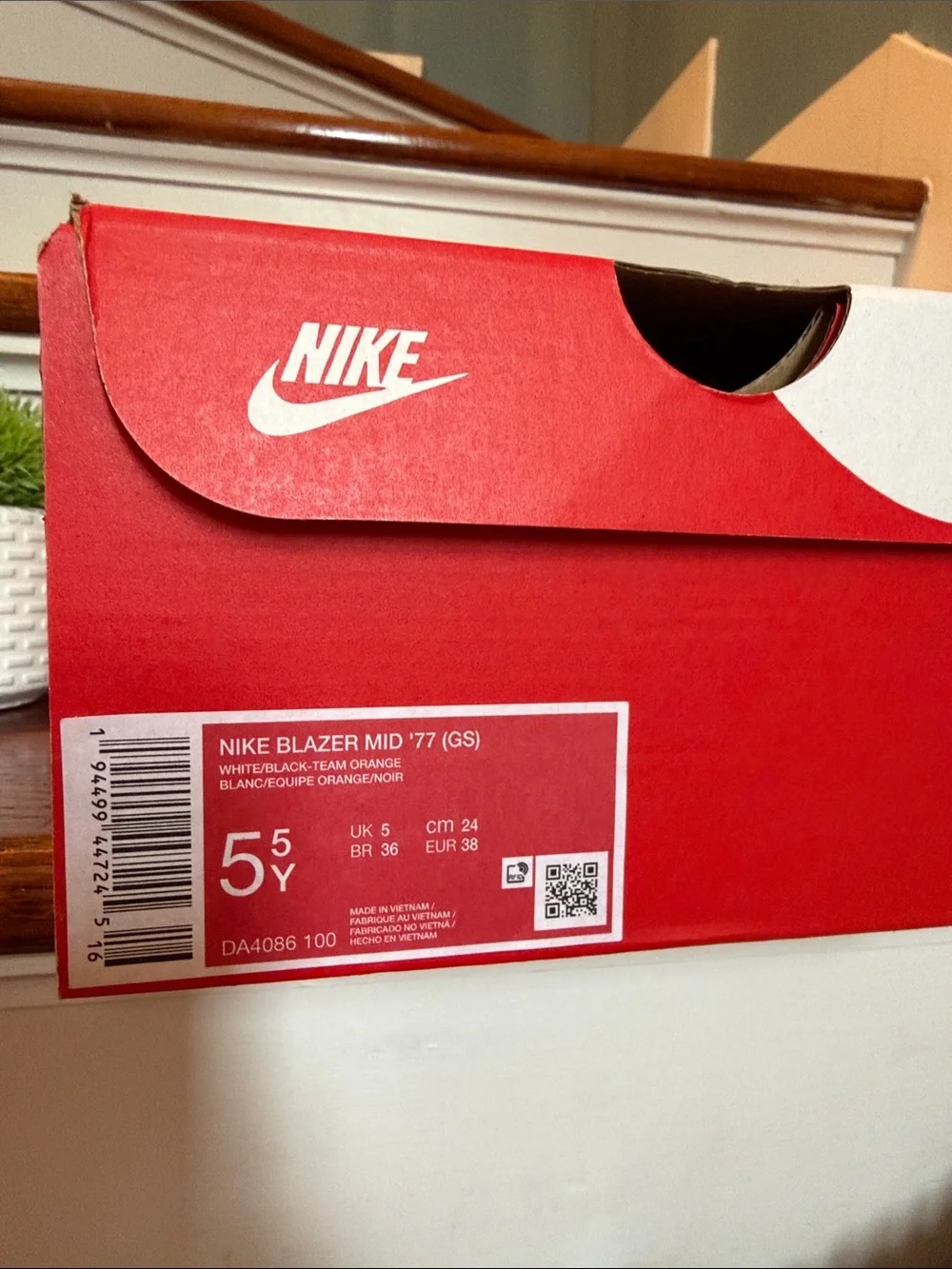 Youth Nike Blazer Mid ‘77 GS White Black Size 5.5